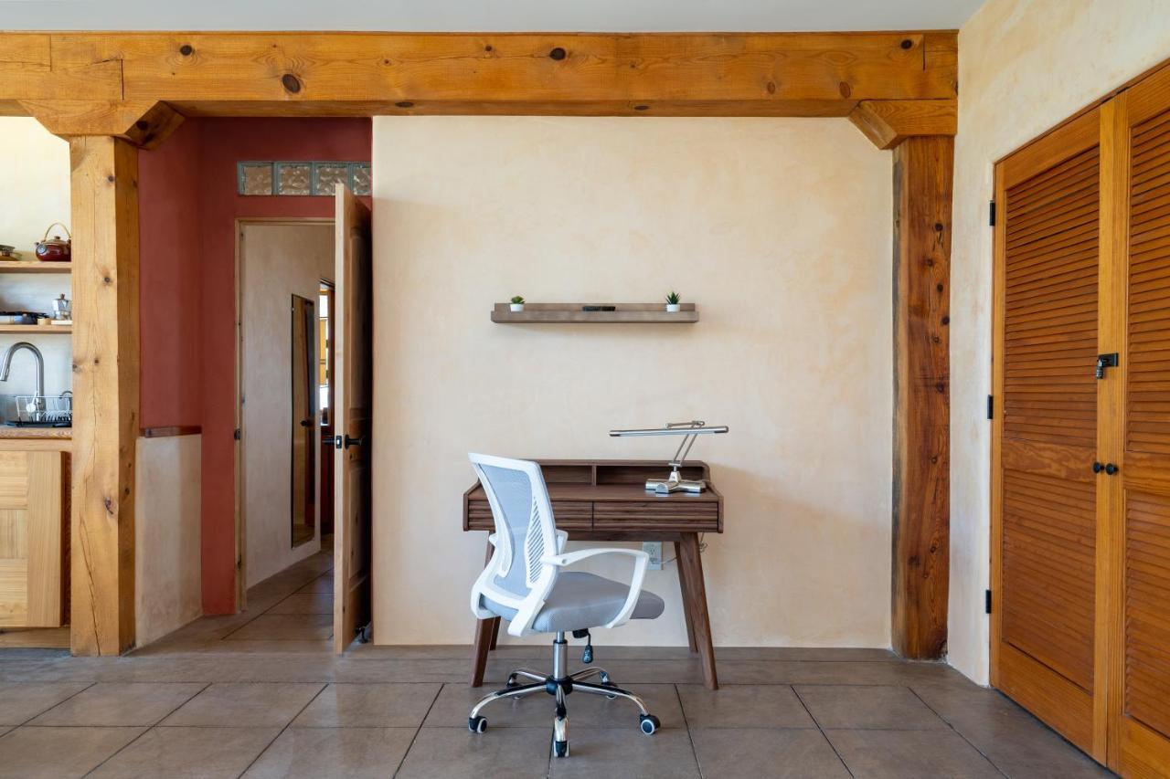 Hébergement de vacances Ridgetop Retreat With 2 Hot Tubs And Views *